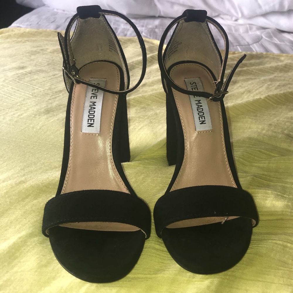 Steve Madden open toed chunky heel